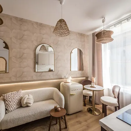 L'oree Champenoise - 4 De Luxe 12 Pers Ferienhaus Champfleury (Marne)